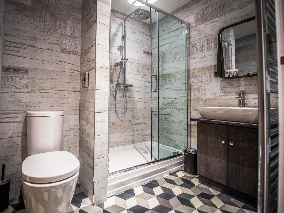 Hotel The Royal Standard Ely Esterno foto